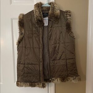 Luxurious Faux Fur Trim Vest in Tan